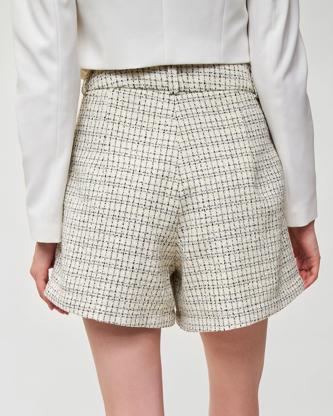 Купить Шорты BOTROIS