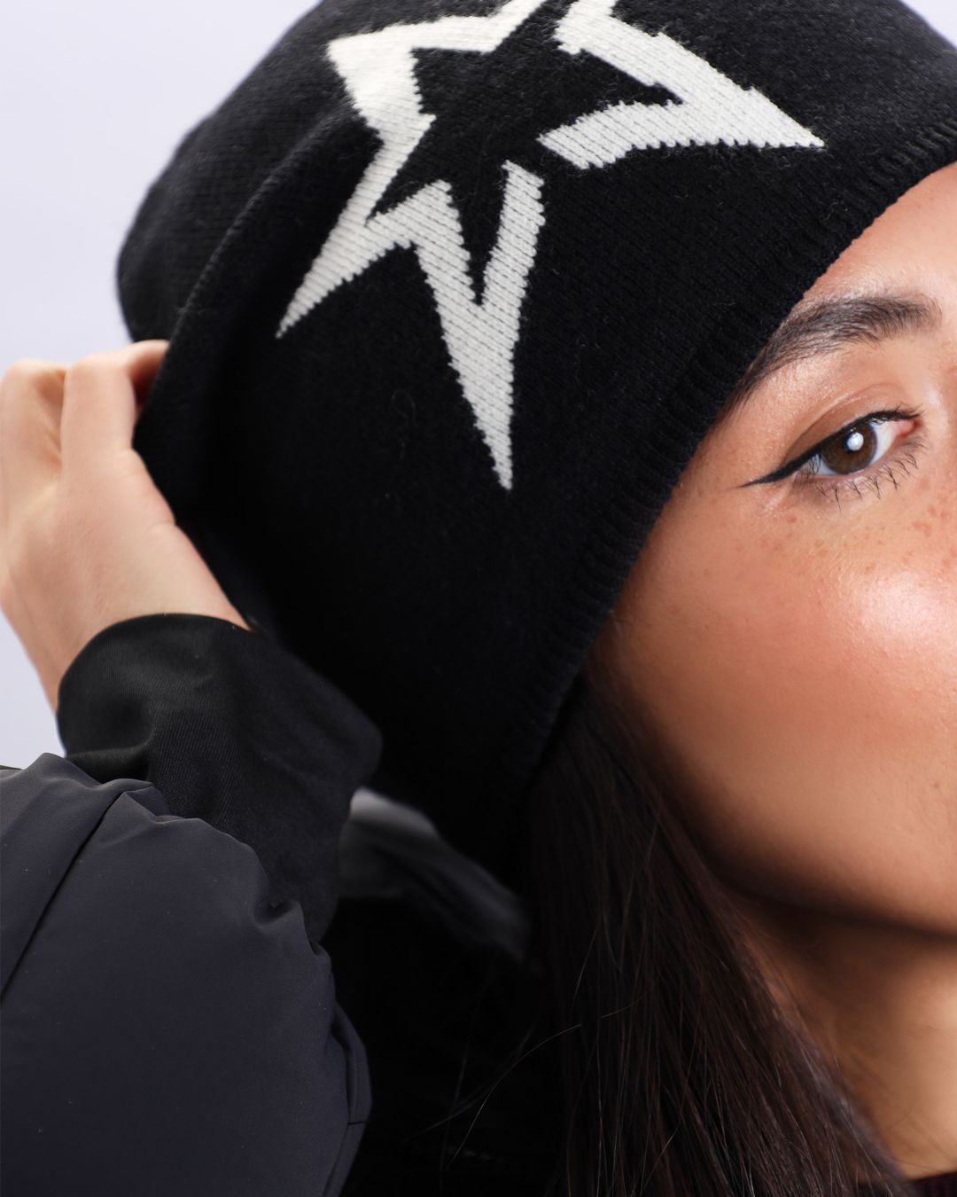 Купить Шапка PERFECT MOMENT