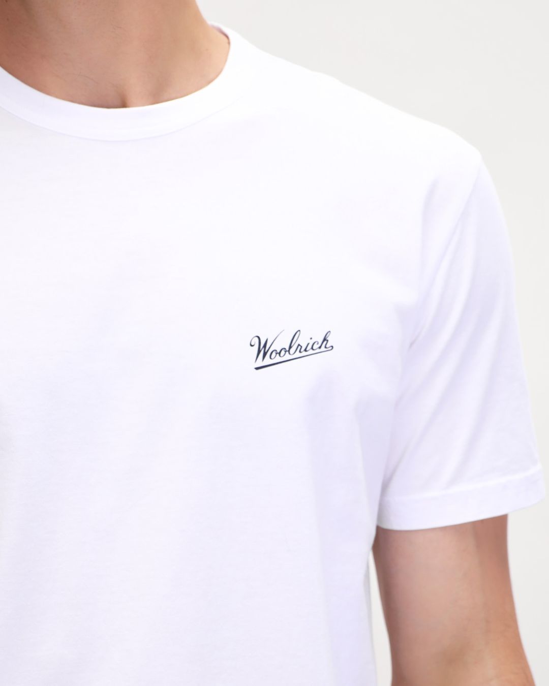 Купить Футболка WOOLRICH