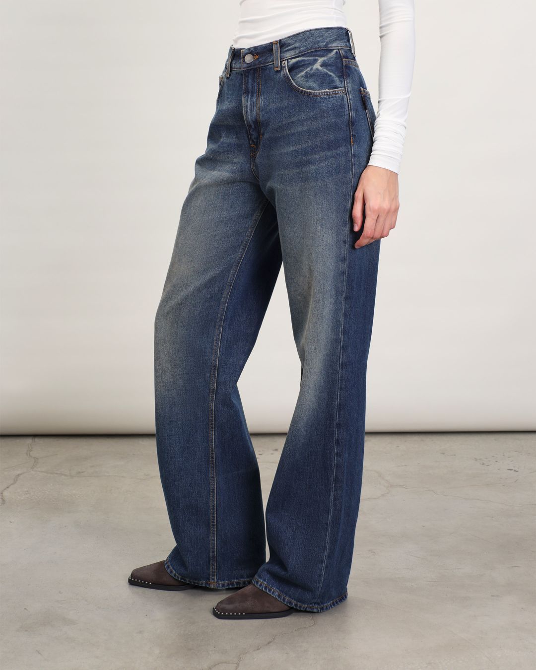 Купить Джинсы HAIKURE