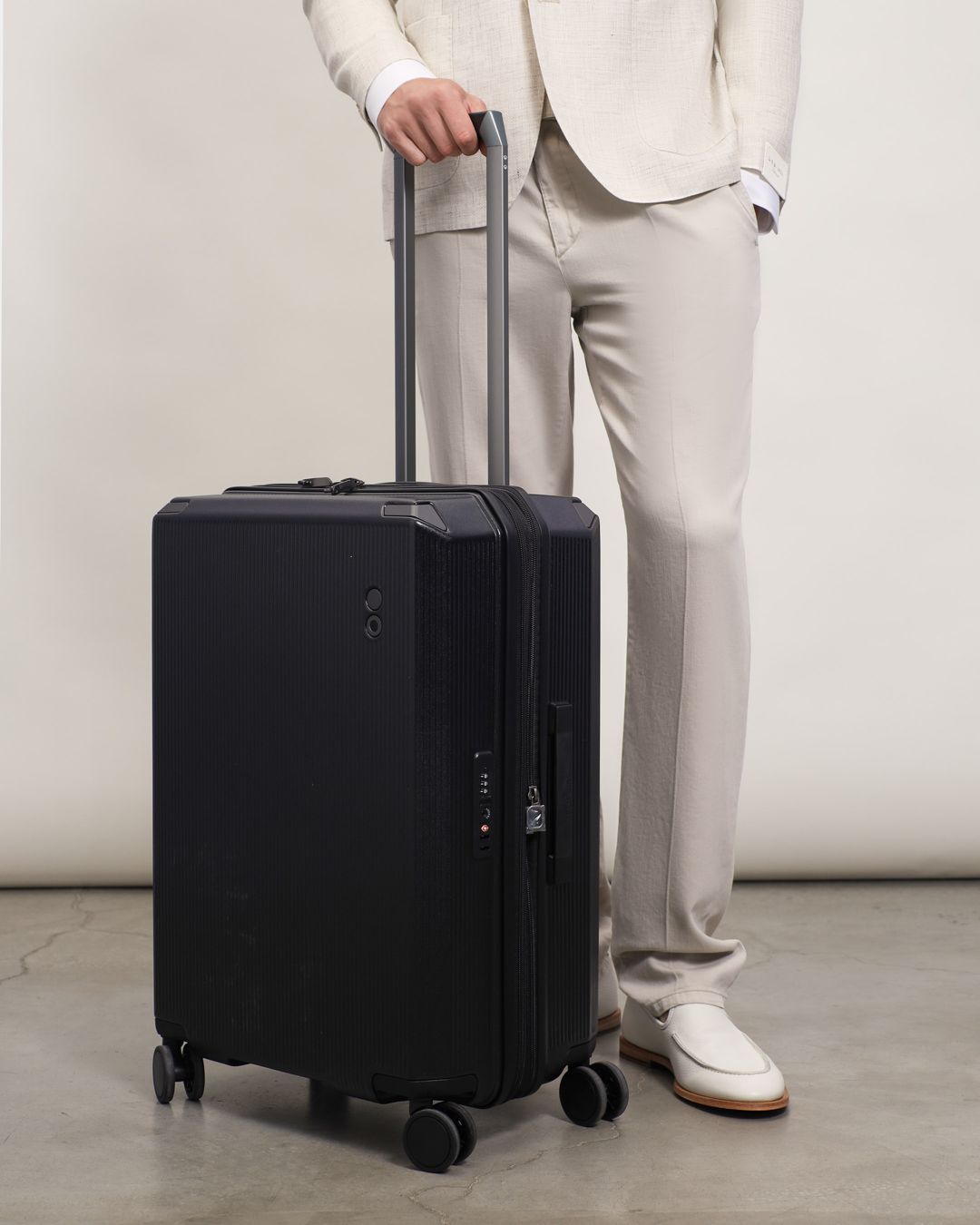 Купить Чемодан ECHOLAC