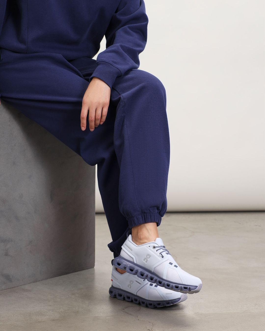 Купить Кроссовки ON