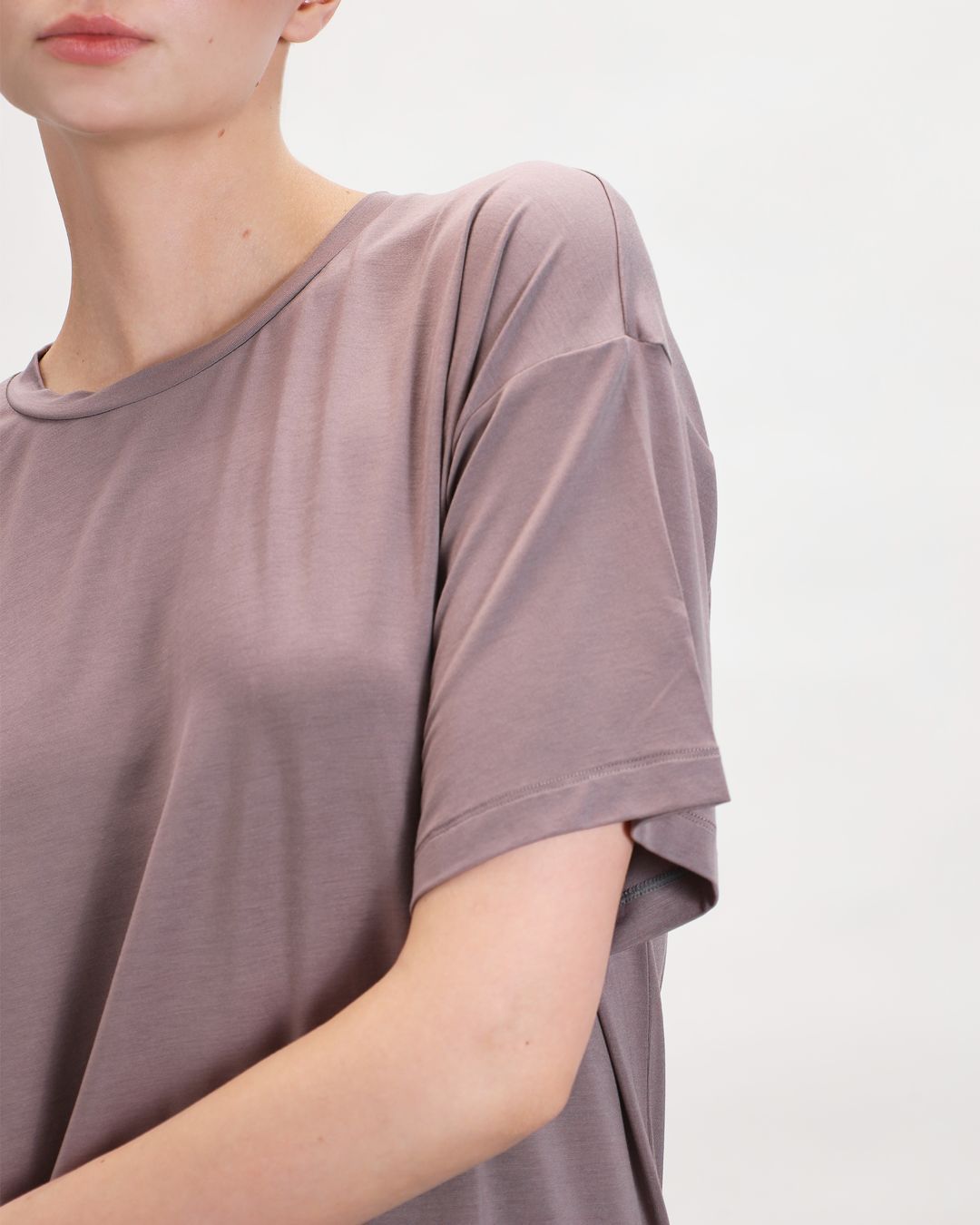 Купить Футболка LOGINOVA