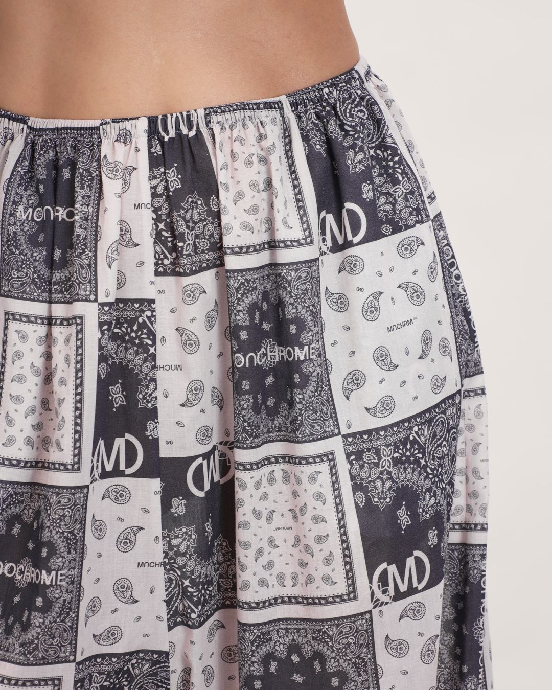 Купить Брюки MONOCHROME