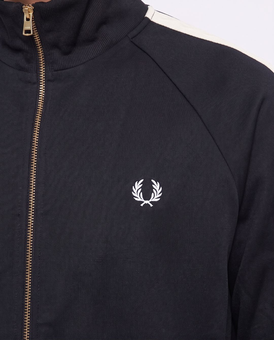 Купить Кардиган FRED PERRY