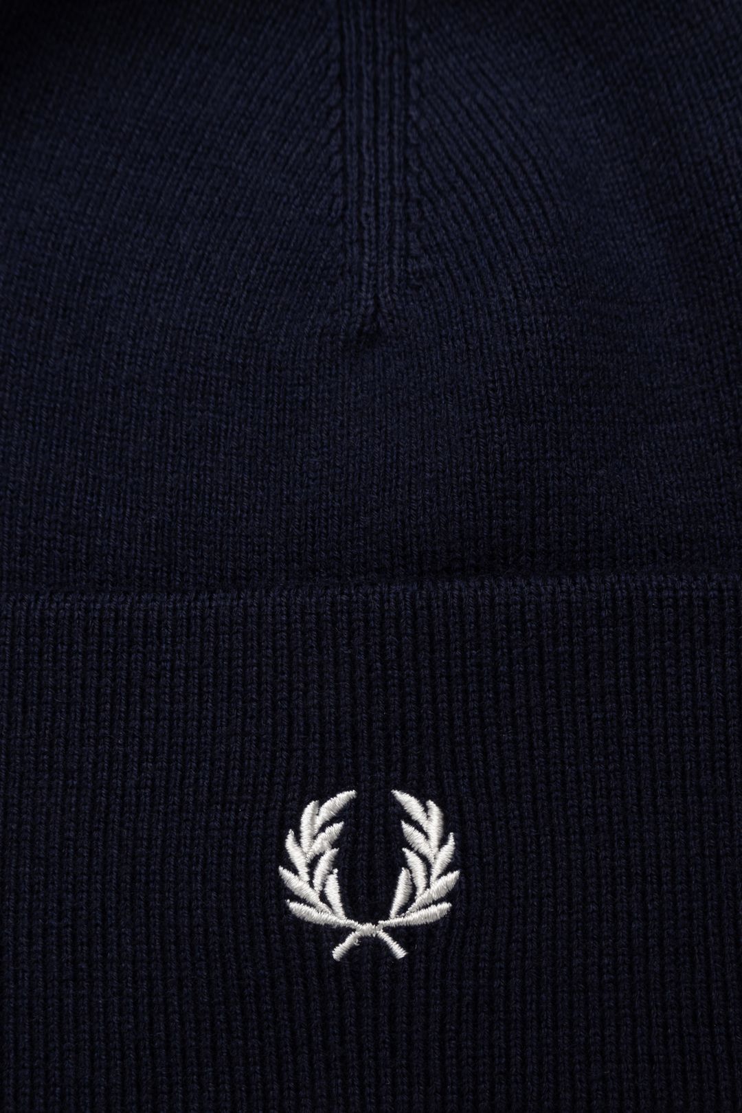 Купить Шапка FRED PERRY