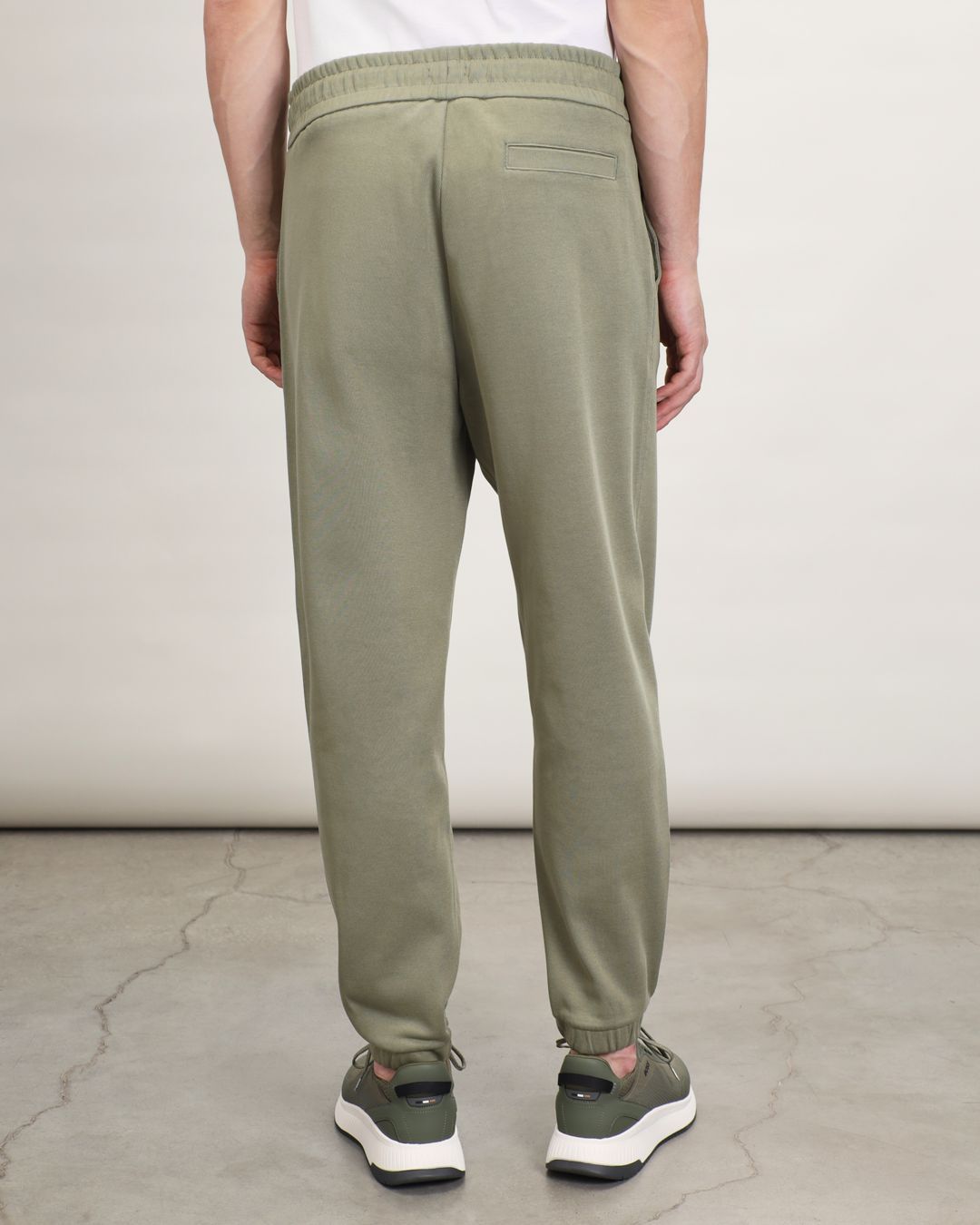 Купить Брюки HUGO BOSS