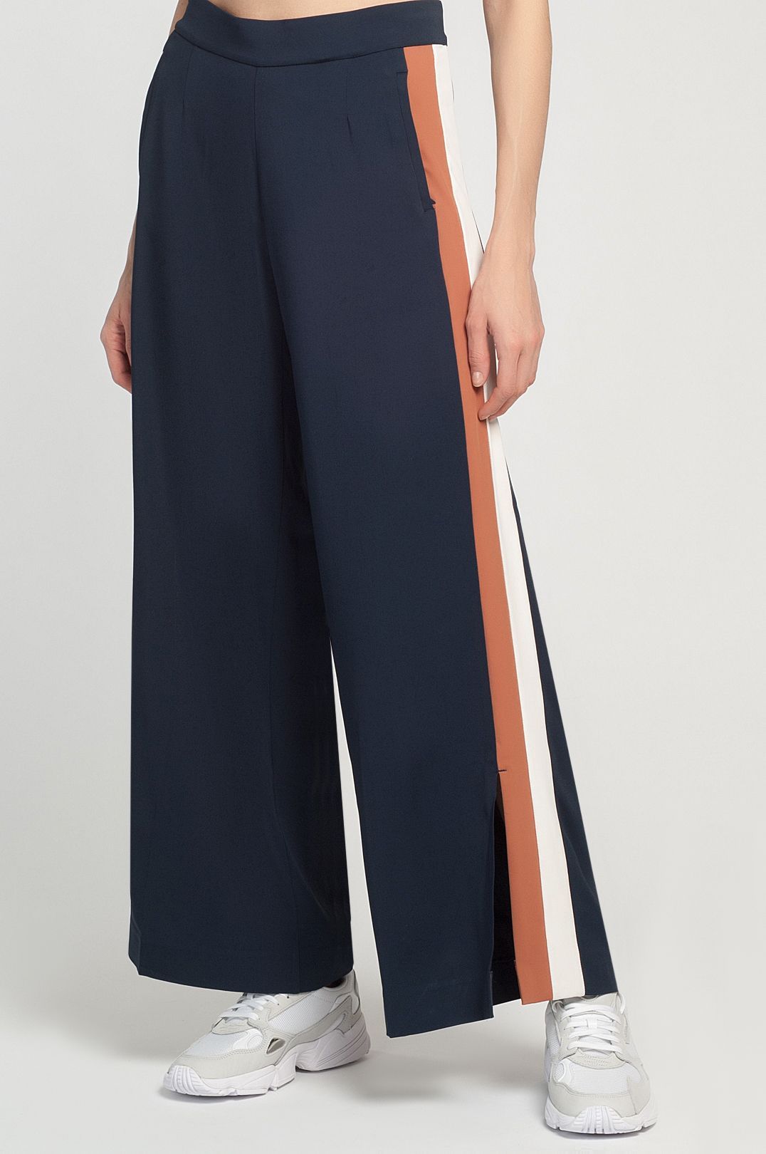 Купить Брюки VAARA