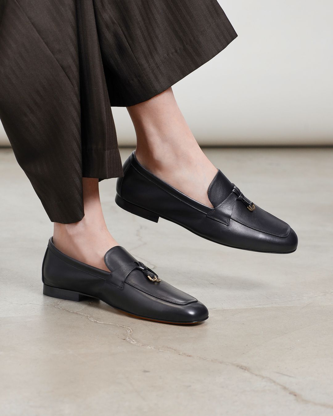 Купить Туфли DOUCALS