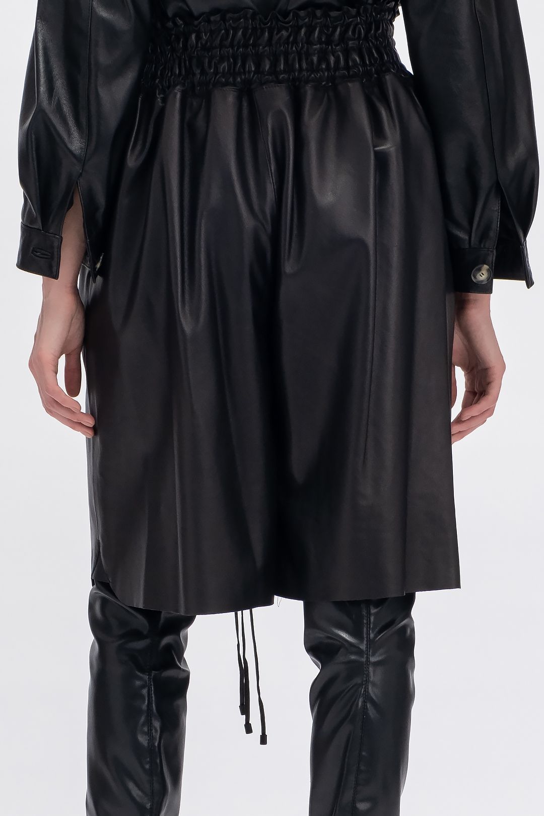 Купить Шорты THE MANNEI