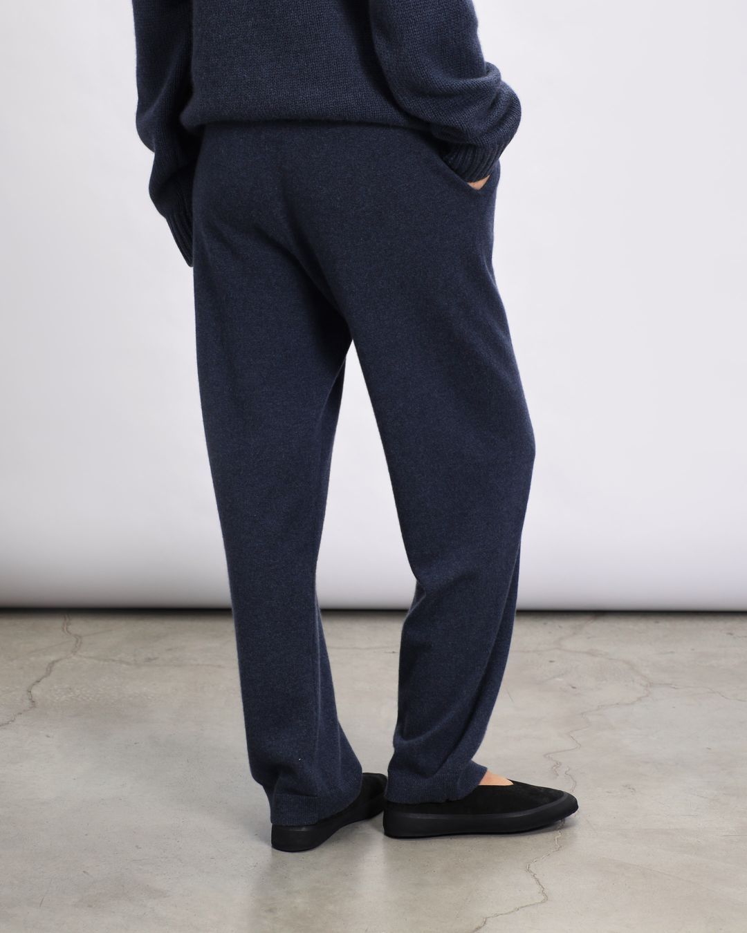 Купить Брюки LISA YANG