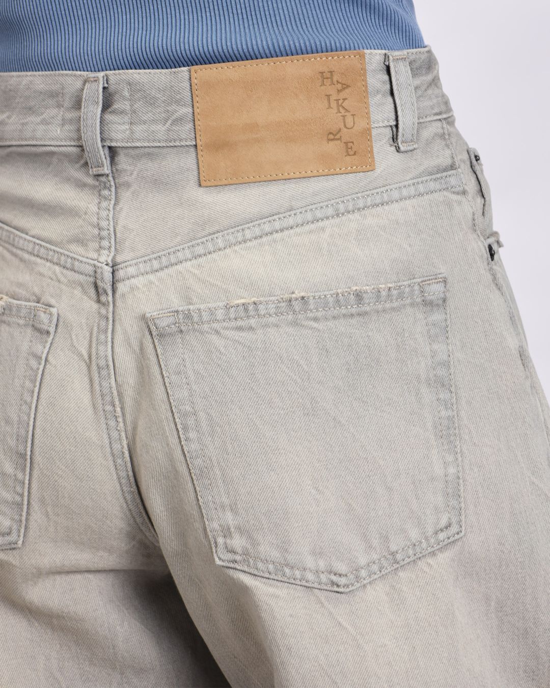 Купить Джинсы HAIKURE