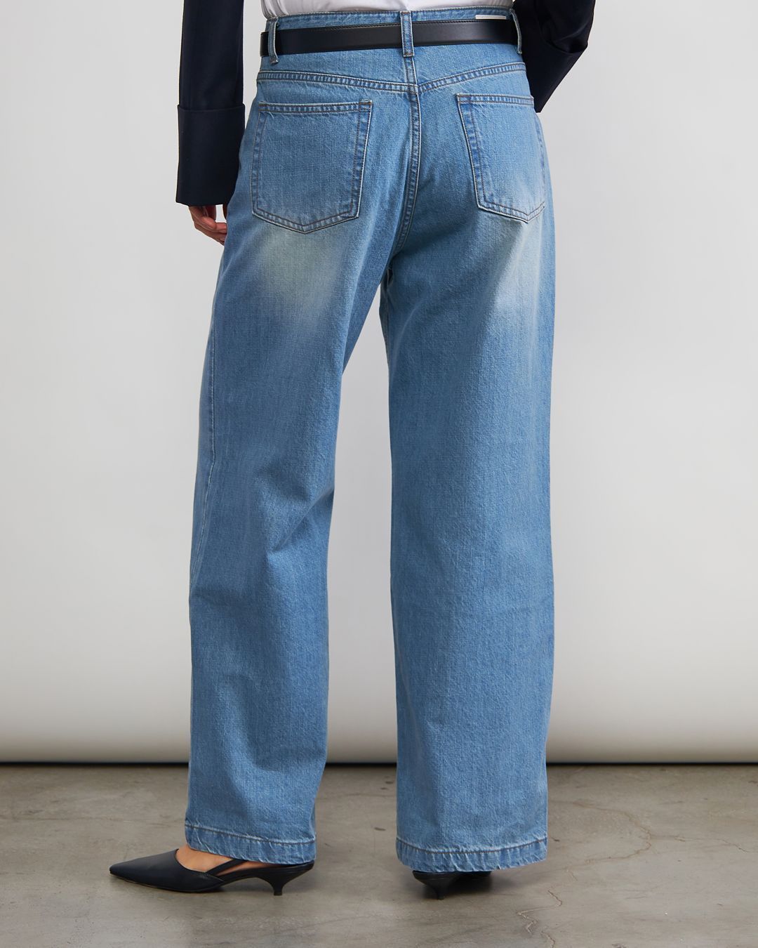 Купить Джинсы LOW CLASSIC