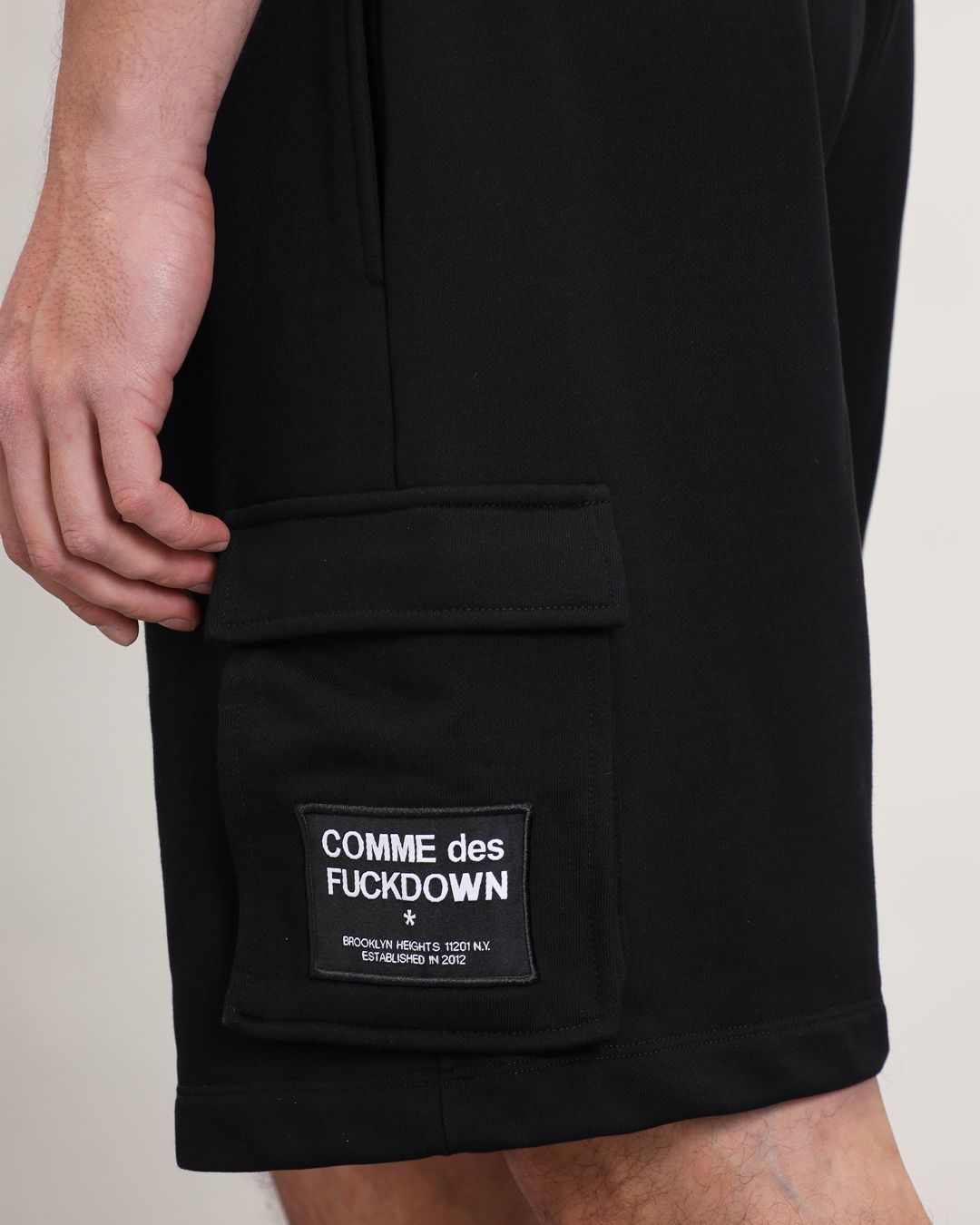 Купить Шорты COMME DES FUCKDOWN MEN