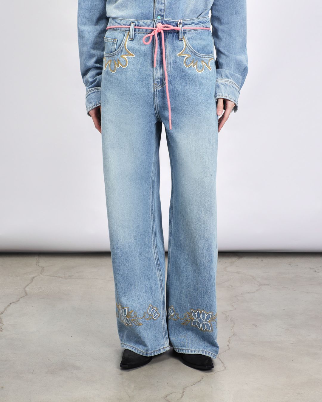 Купить Джинсы MONOCHROME