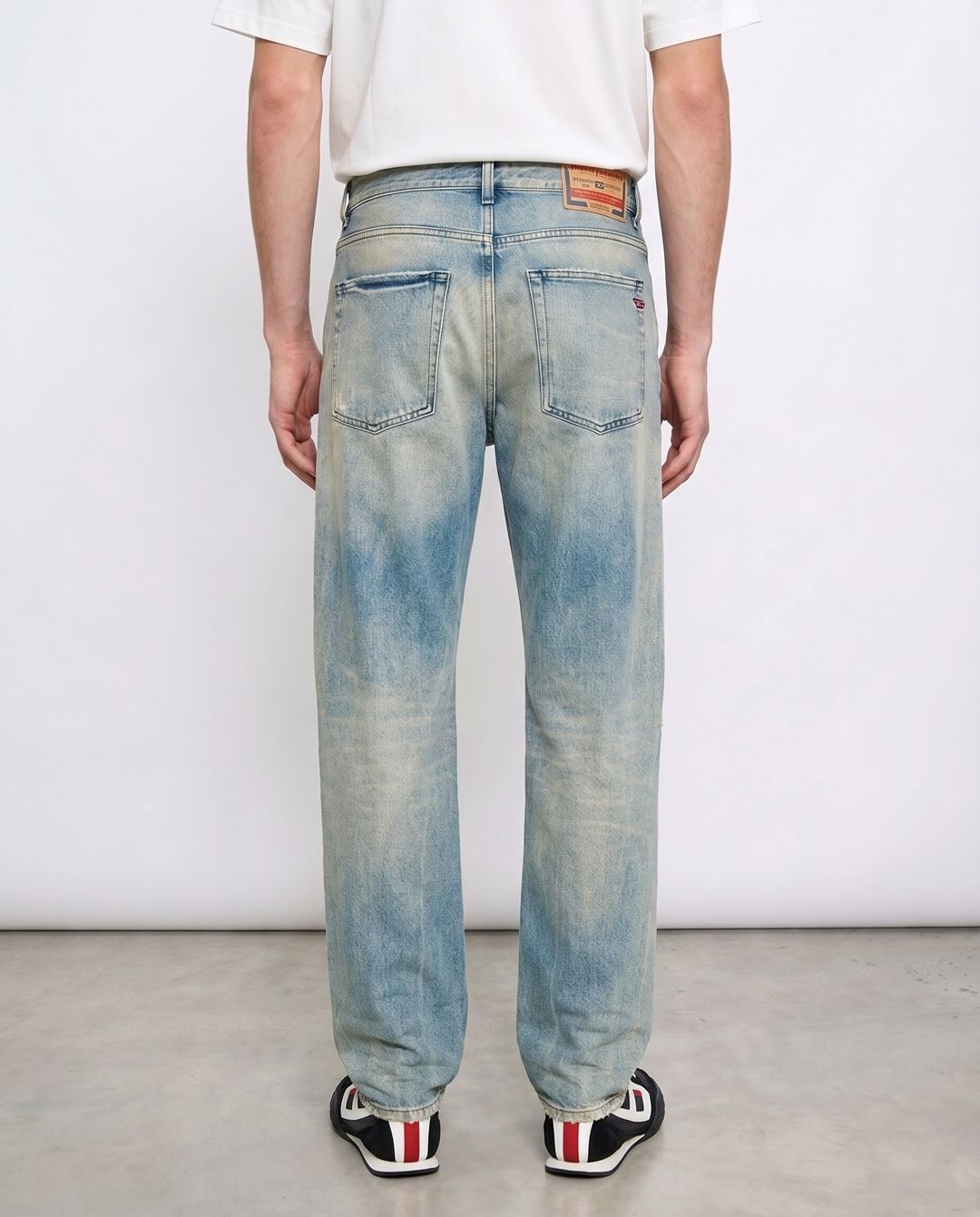 Купить Джинсы DIESEL