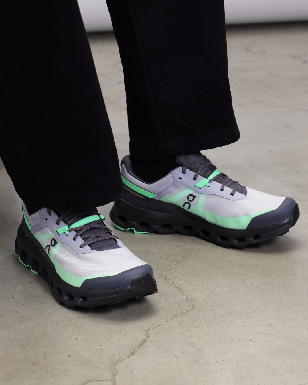 Купить Кроссовки ON