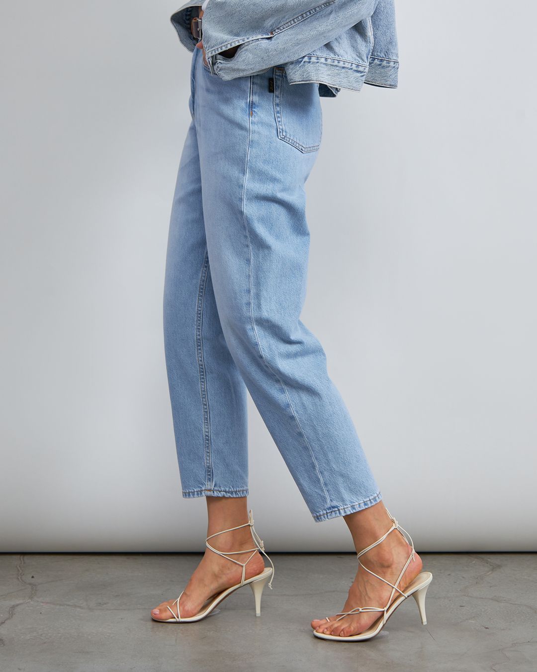 Купить Джинсы HAIKURE