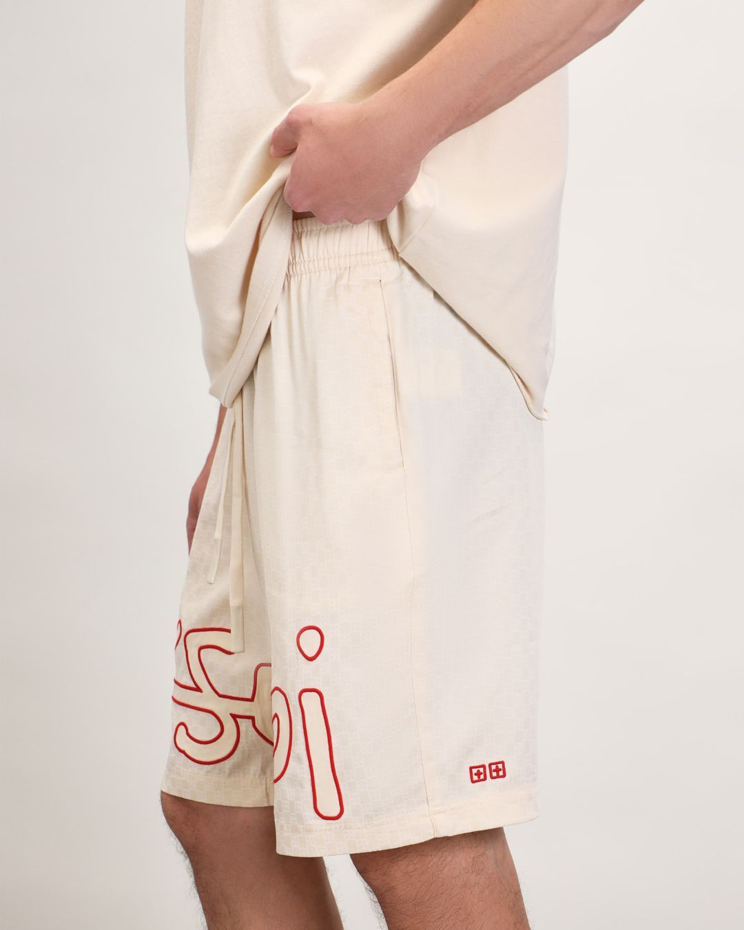 Купить Шорты KSUBI