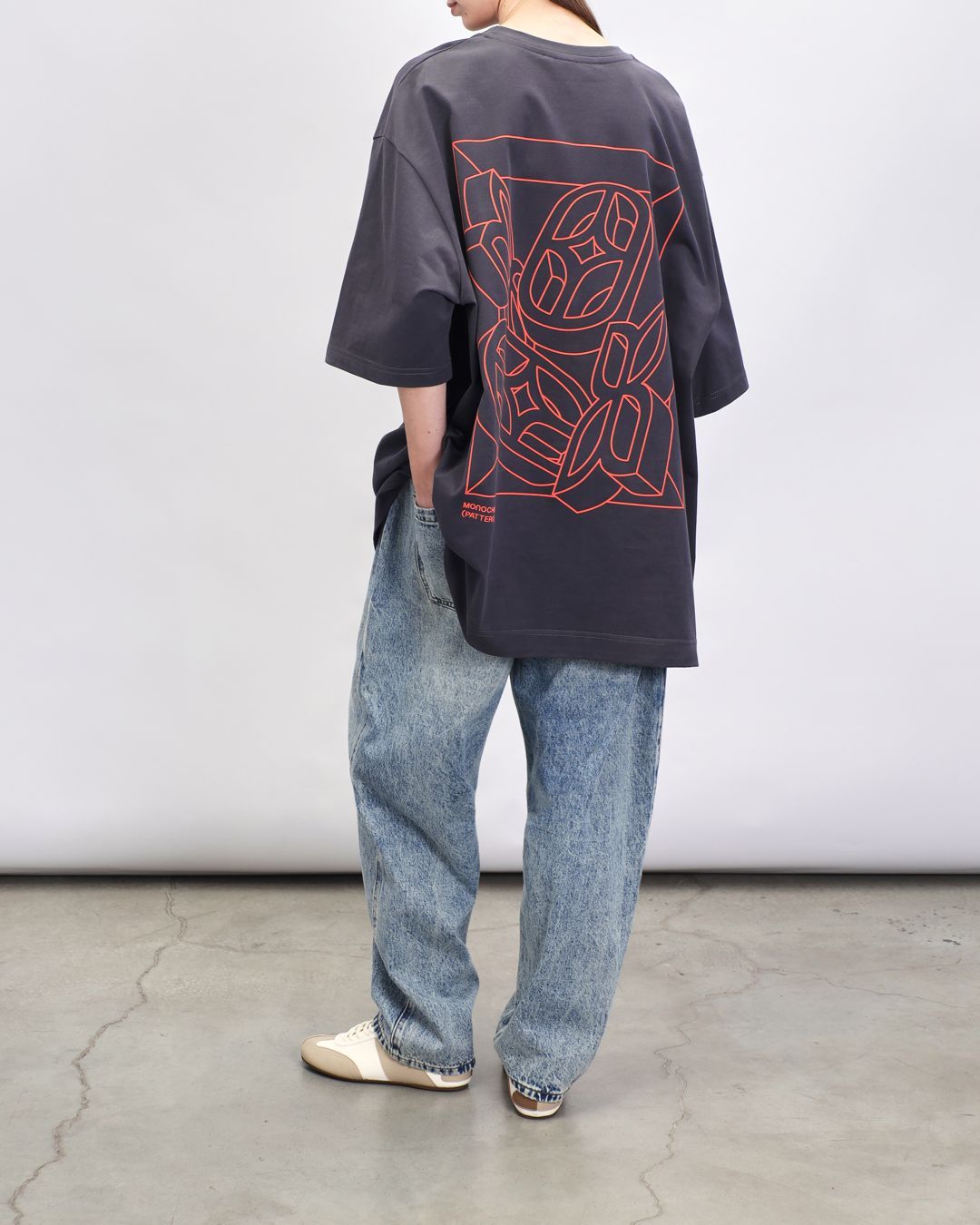 Купить Футболка MONOCHROME