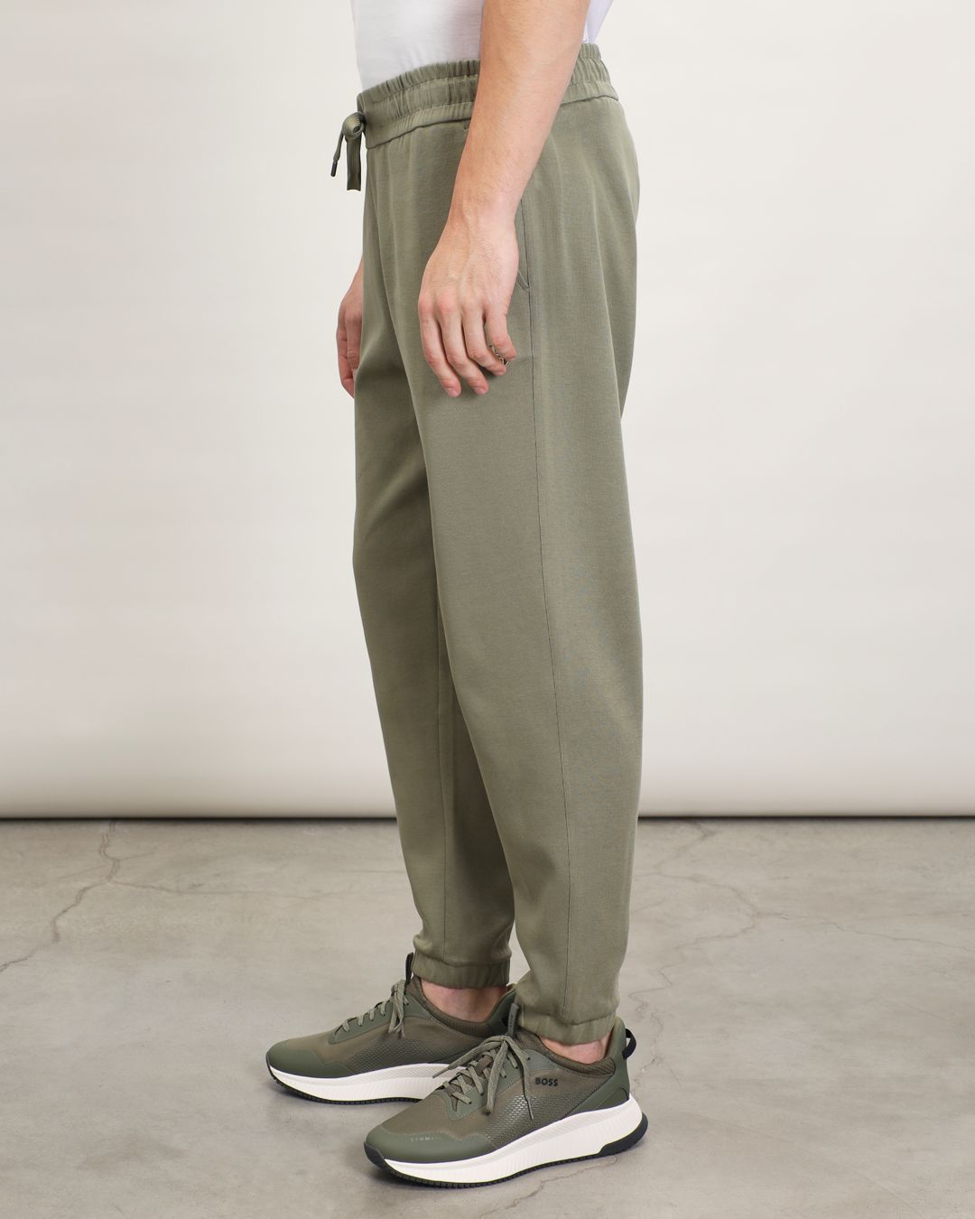 Купить Брюки HUGO BOSS