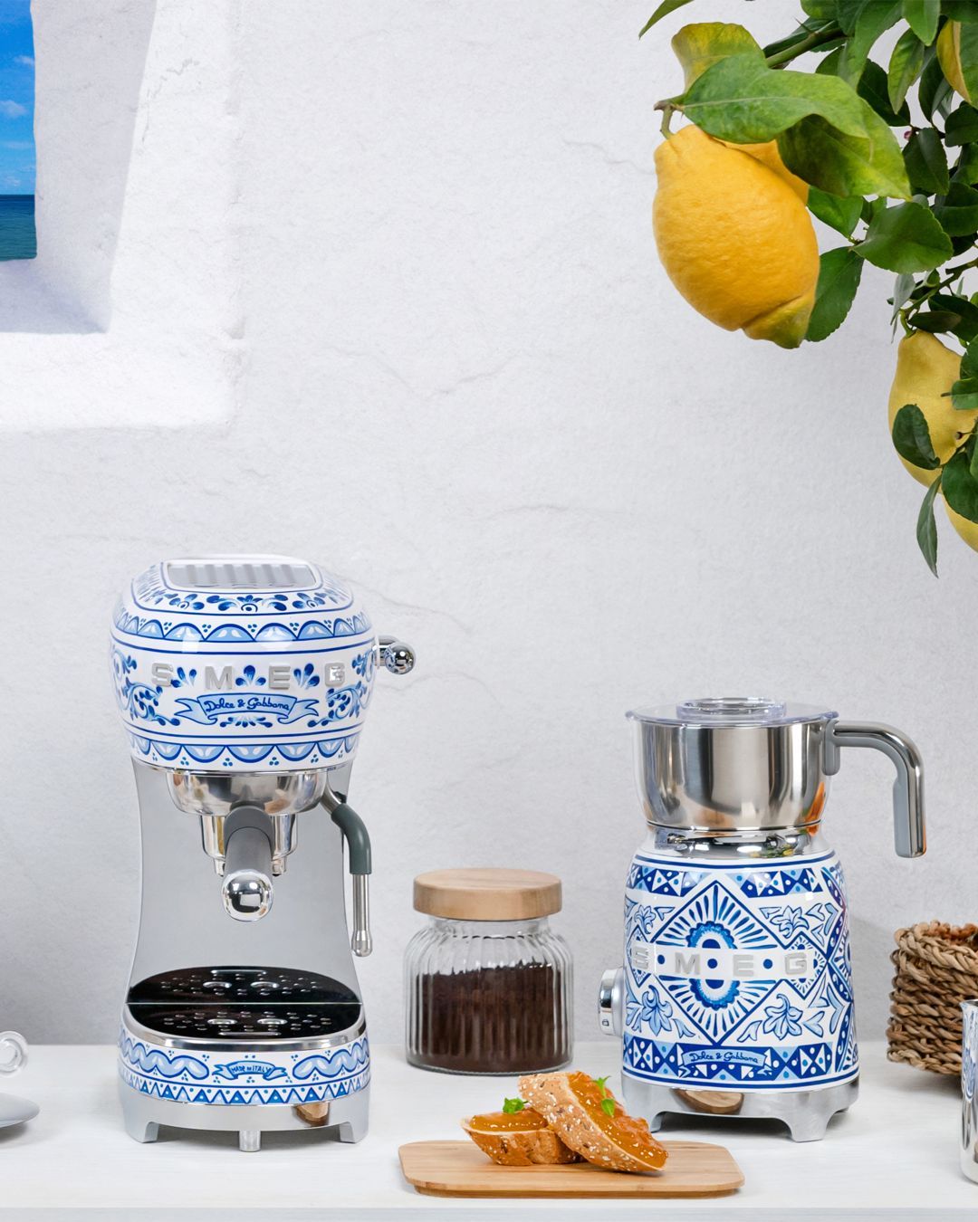 Купить Вспениватель молока, d&g blu mediterraneo SMEG