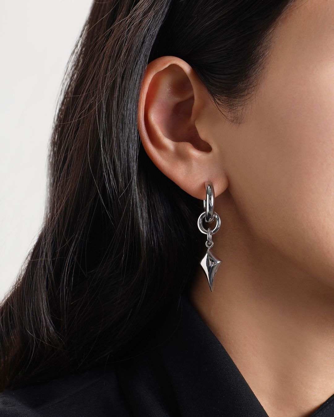 Купить Серьги OMUT