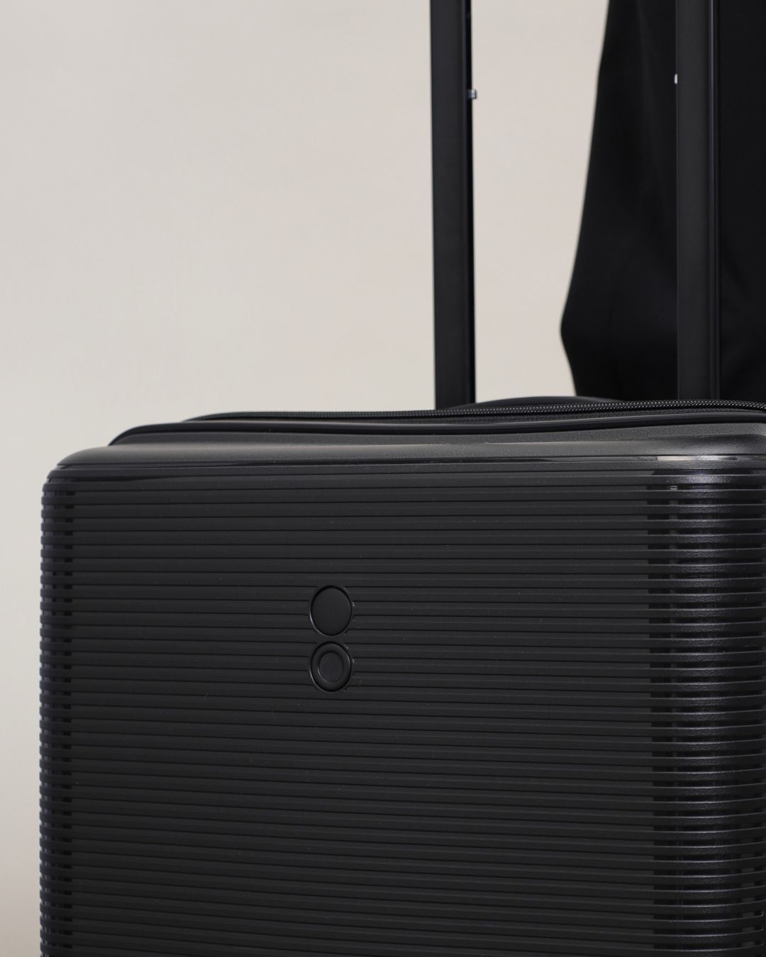 Купить Чемодан ECHOLAC