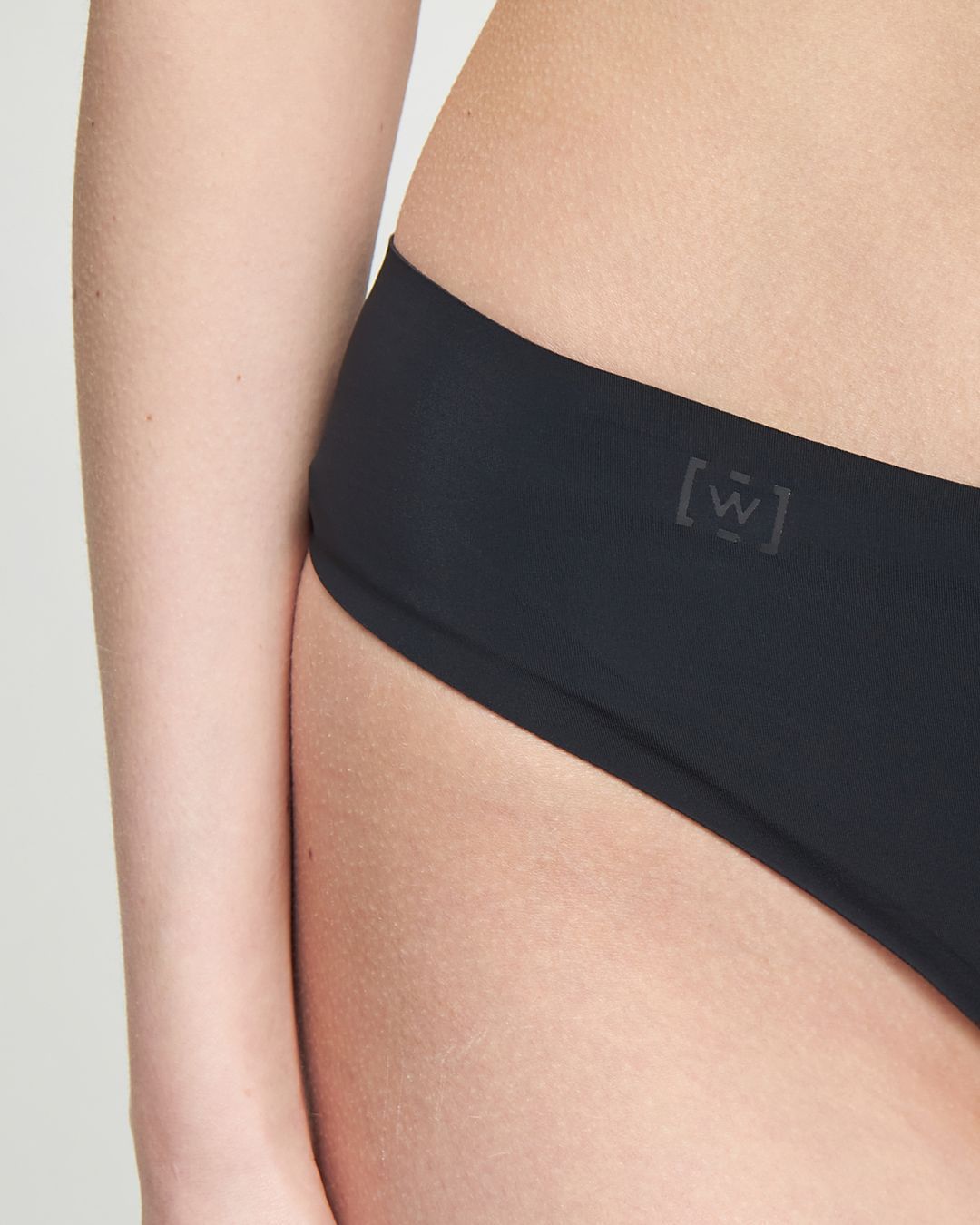 Купить Трусы WOLFORD