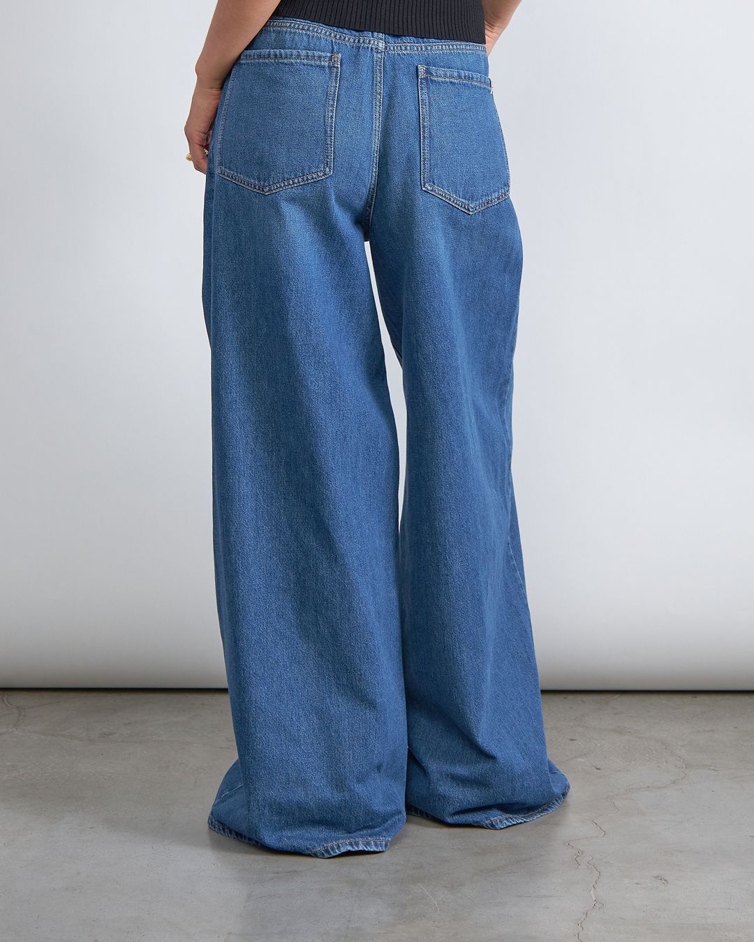 Купить Джинсы WEEKEND MAX MARA