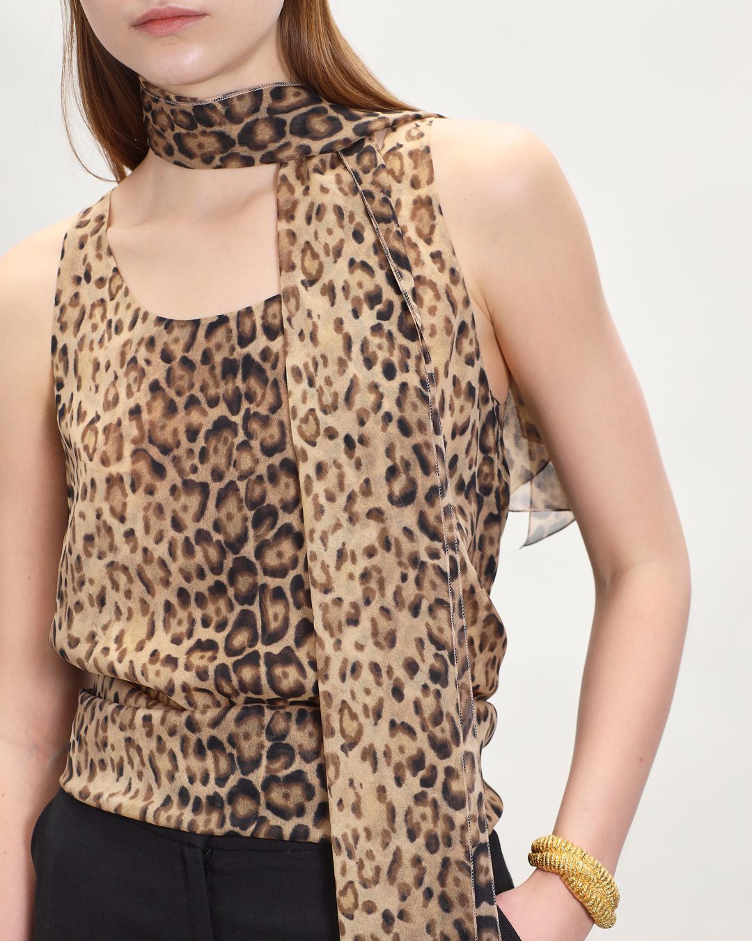 Купить Топ LESYANEBO