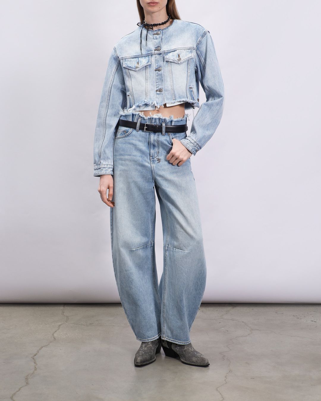 Купить Джинсы KSUBI