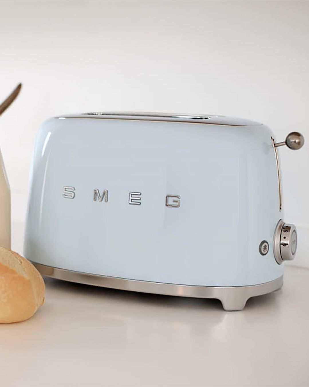 Купить Тостер на 2 ломтика пастельный голубой SMEG