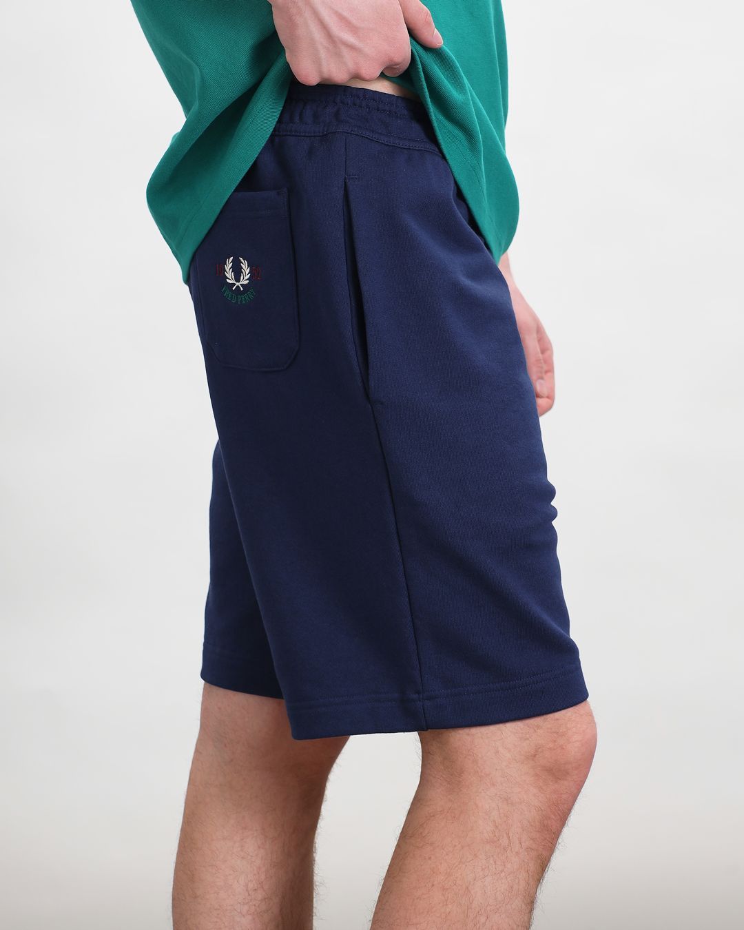Купить Шорты FRED PERRY