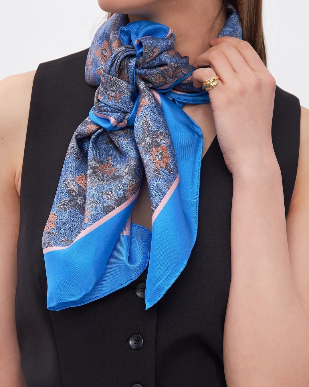 Купить Платок FURLA