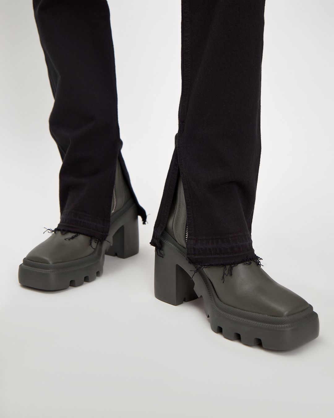 Купить Джинсы RE/DONE