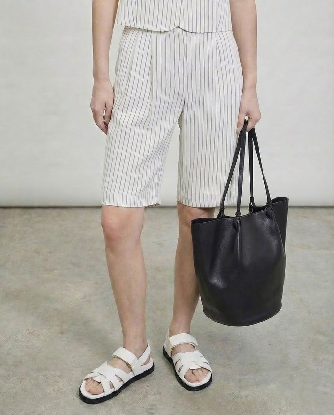 Купить Сандалии DOUCALS