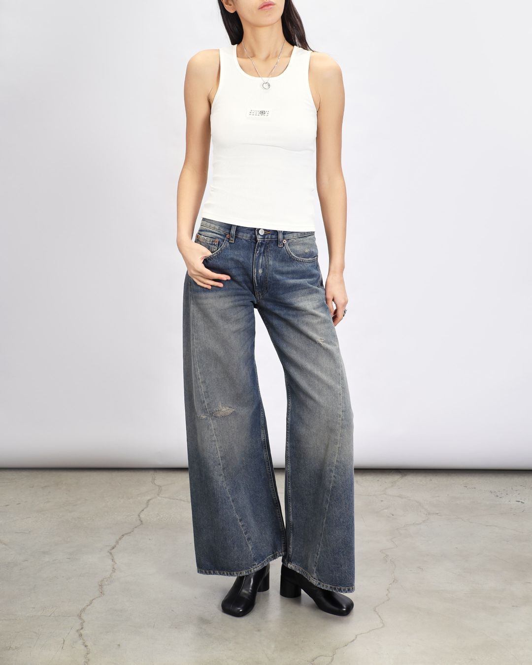 Купить Джинсы MM6