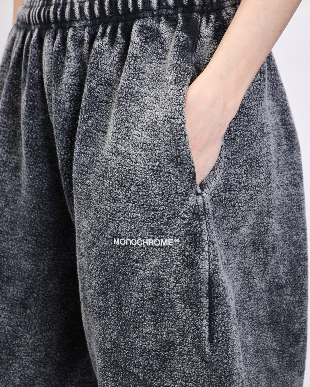 Купить Брюки MONOCHROME