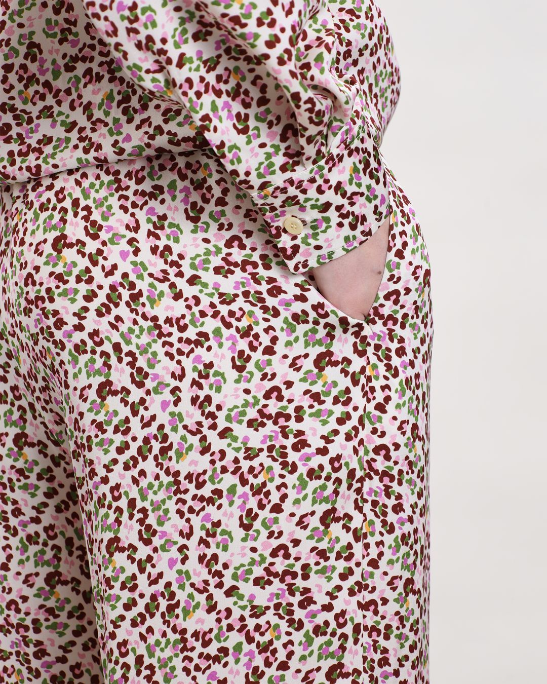 Купить Брюки OLOLOL