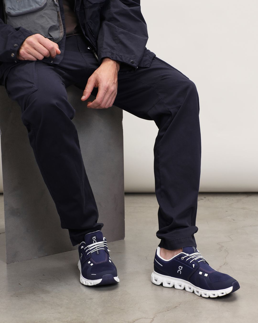 Купить Кроссовки ON