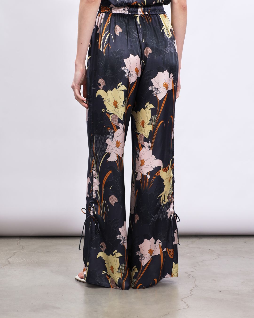 Купить Брюки FREE AGE