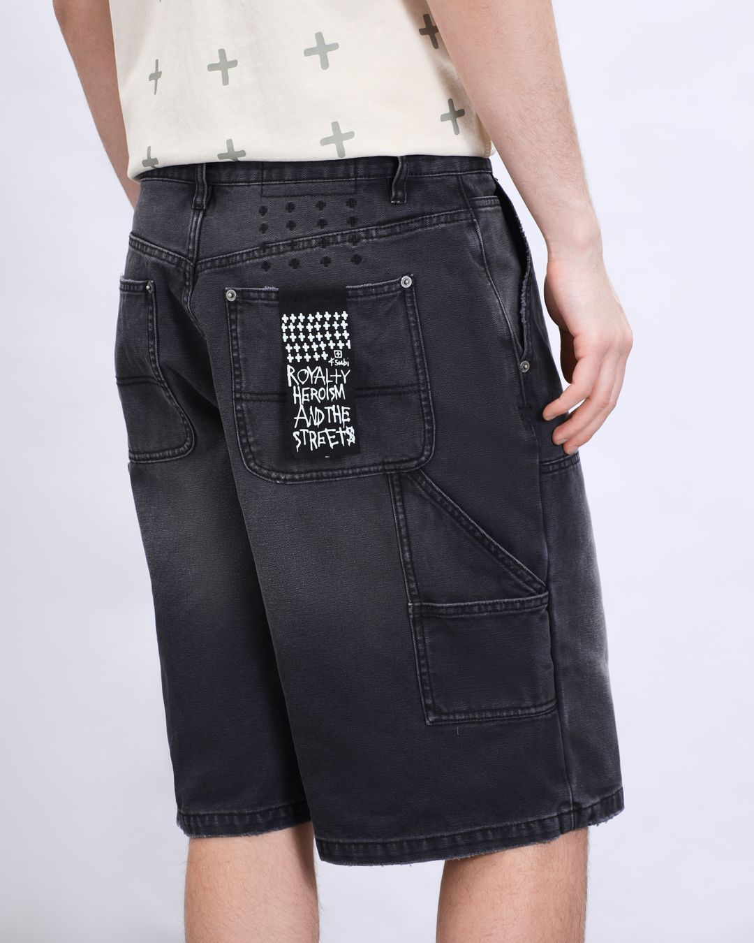 Купить Шорты KSUBI