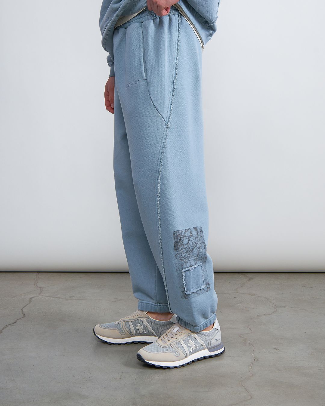 Купить Брюки A COLD WALL MEN