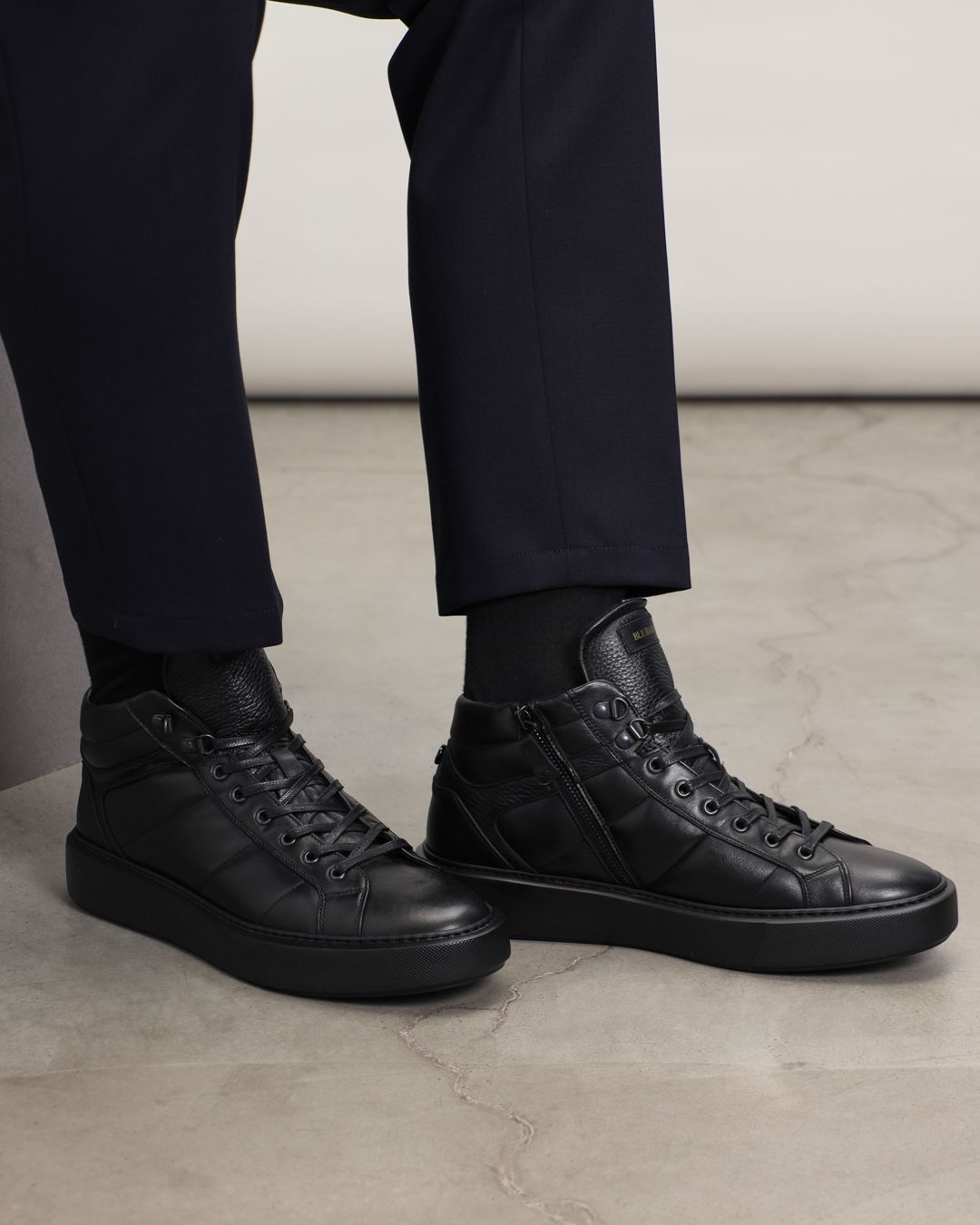 Купить Кроссовки BARRETT