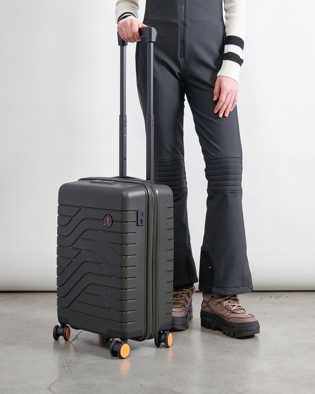 Купить Чемодан BRICS