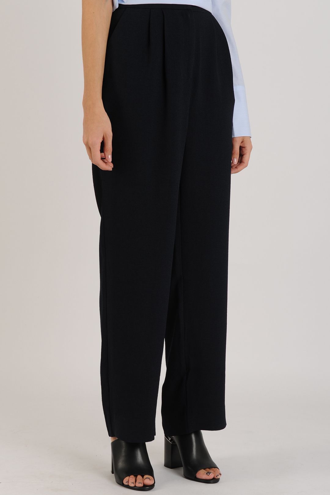 Купить Брюки ESSENTIEL