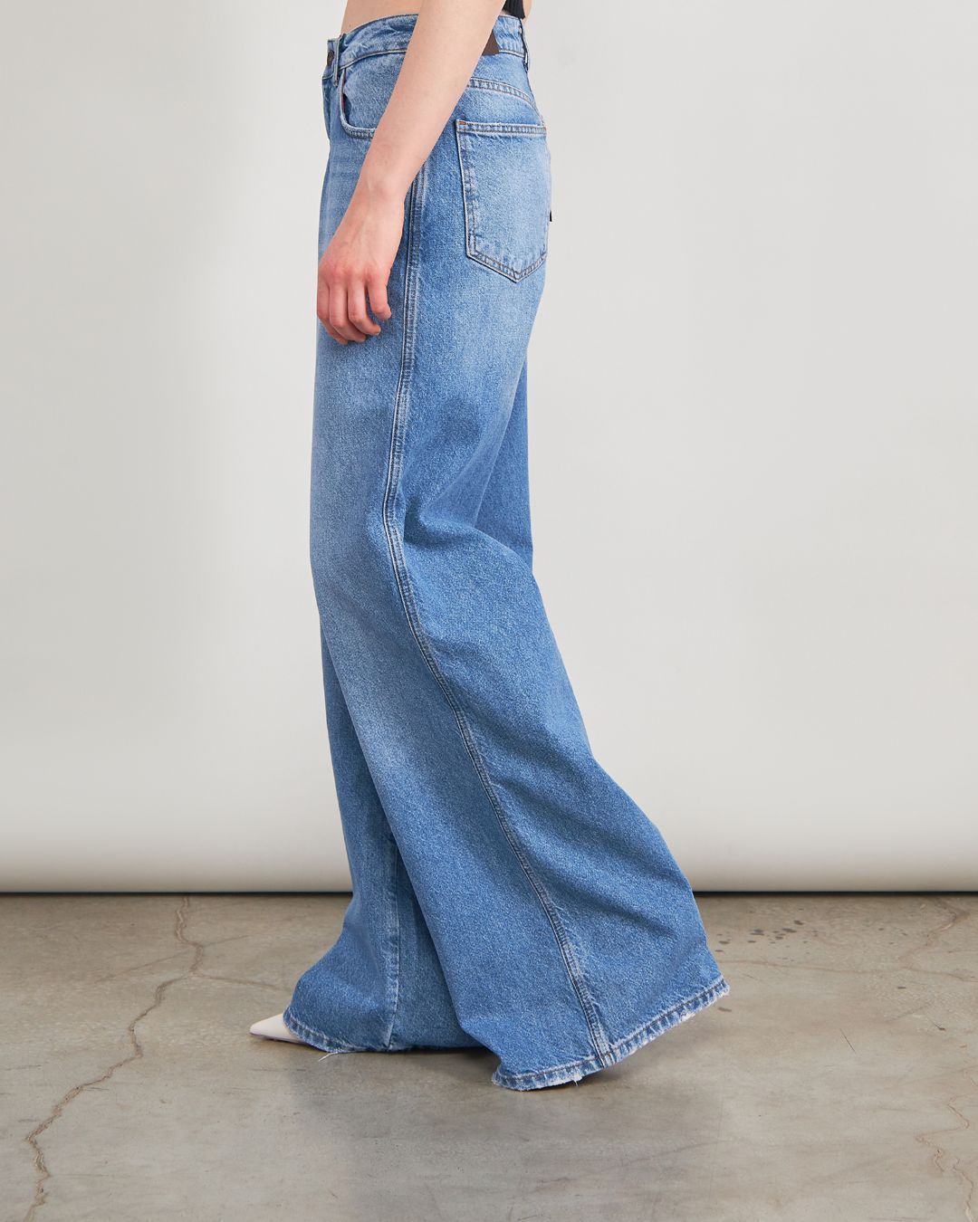 Купить Джинсы BLCV