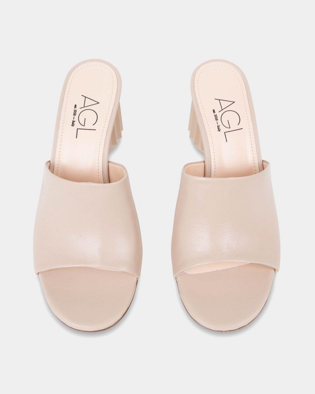 Купить Туфли AGL