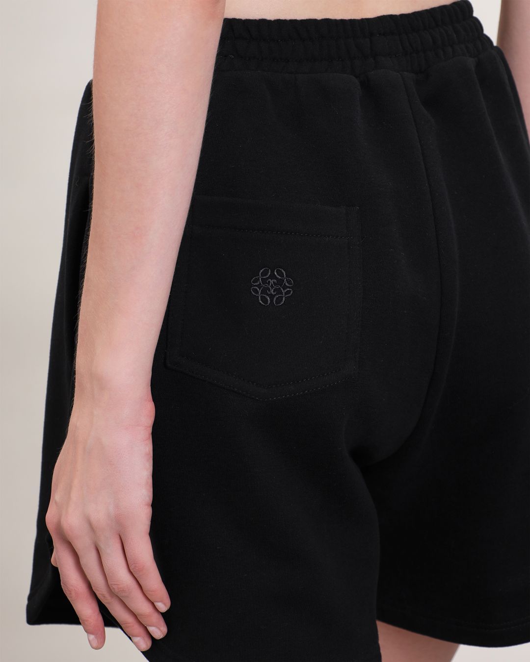 Купить Шорты DAILY REMINDER